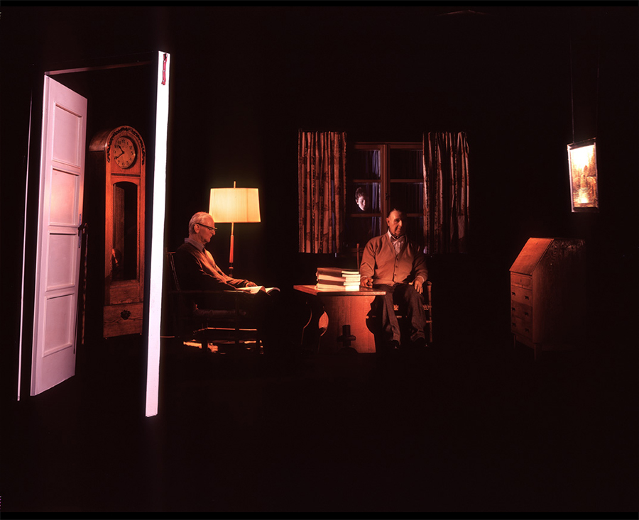 VATERBILDER | FATHERPICTURES - Part II - Der Vertrag / The contract- 2004 &copy;  Burkhard Philipp von Harder